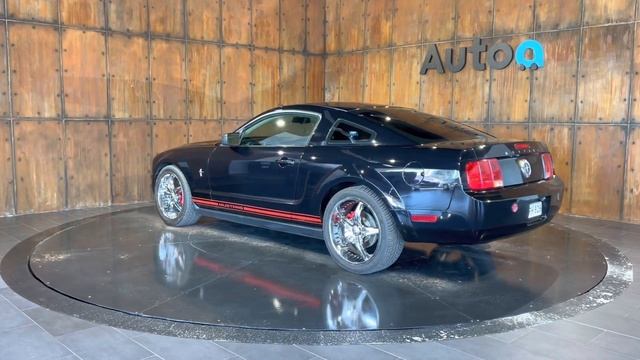Ford Mustang Coupé 4.0 V6 Vm. 2007 смотреть онлайн