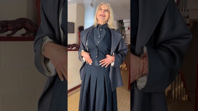 +37069823337/WA. ВЕСНА НЕ ЗА ГОРАМИ. ЮБКА. ЖАКЕТ. РУБАШКА. ШЕРСТЬ. ШЕЛК смотреть онлайн