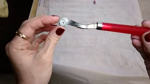 Как снимать выкройки из журнала мод ! смотреть онлайн