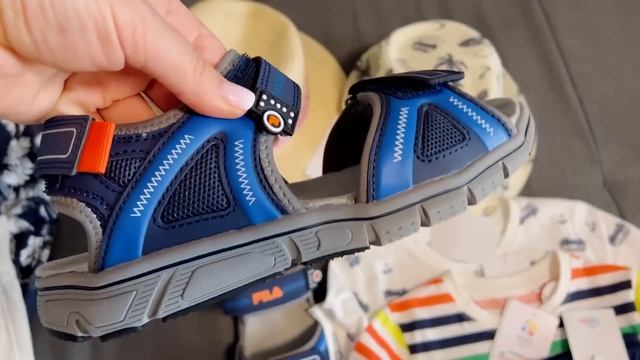 Готовимся к отпуску/ Много покупок/ Кастрировали Барсика? смотреть онлайн