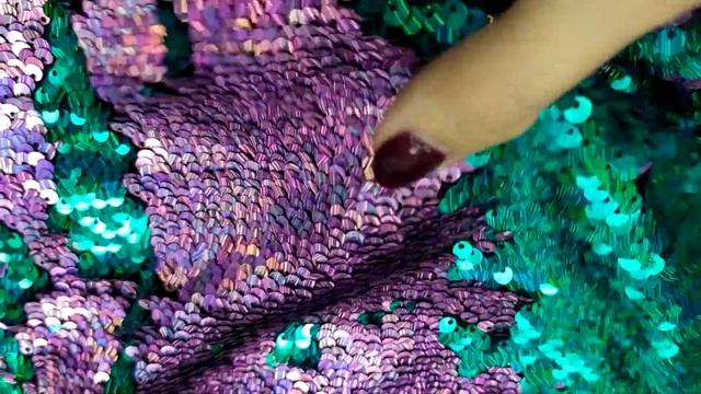 Голографические пайетки зеленые-розовые смотреть онлайн