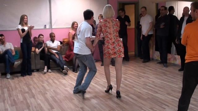 Часть 1 Танец Сальса Happy birthday Dasha Govoryhina "Sierra Maestra" Moscow 25.10.2014 смотреть онлайн