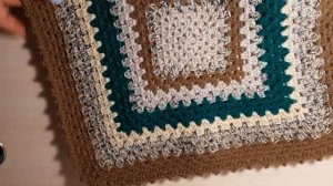 "Сидушка" на табурет "Бабушкин квадрат", подставки под горячее, прихватка...