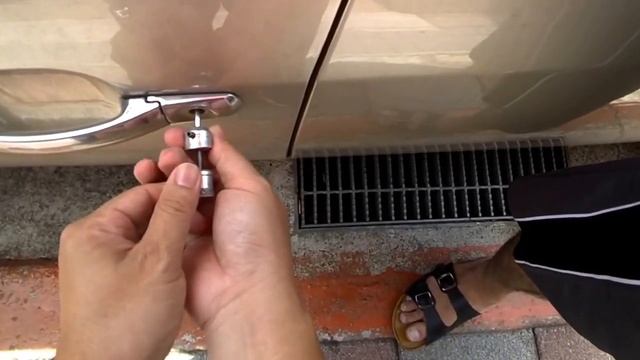 2006 Ford MONDEO unlock ( Taiwan locksmith ) смотреть онлайн