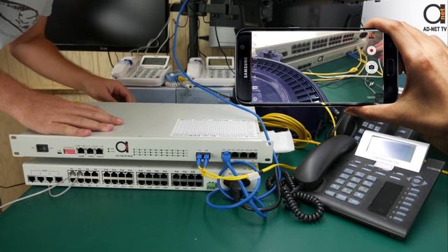 VoIP SIP phone & POTS phone Over Same Fiber Via Same Mux!? смотреть онлайн