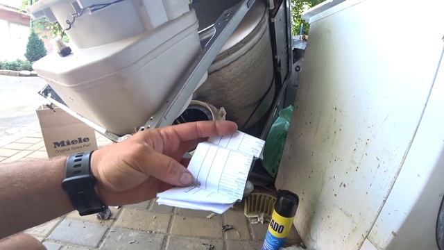 Замена крыльчатки в сушильной машине Miele Professional смотреть онлайн