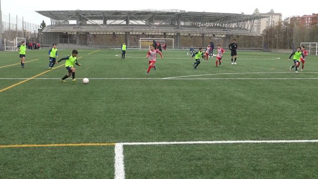 Les corts 0 - Lllefia 4 (Alevin B) смотреть онлайн