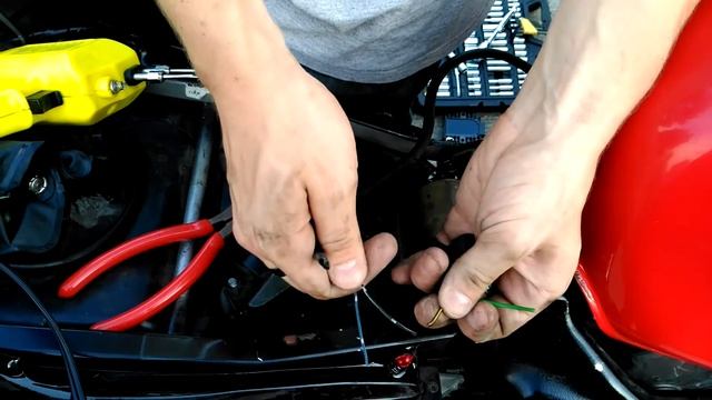 Honda VTR1000 F Stick/Coil mod. смотреть онлайн