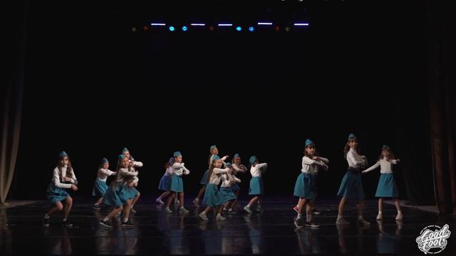Стюардессы | Детский отчетный танцевальный спектакль Good Foot 2018 смотреть онлайн