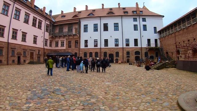 Мирский замок Mir castle 4k смотреть онлайн