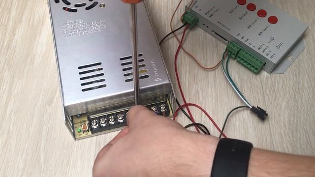 КРУТАЯ СВЕТОДИОДНАЯ ГИРЛЯНДА WS2812B ИЗ КИТАЯ!!! смотреть онлайн
