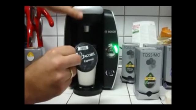 Tassimo Kaffee Caramel Latte Macchiato смотреть онлайн