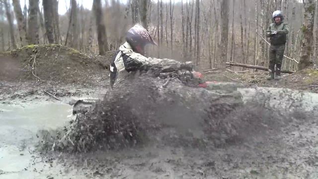 Квадроциклы? Машинки? Что лучше - ранней весной? (часть 1)... смотреть онлайн