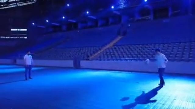 Warm up before rehearsal Dimash Kudaibergen Разминка перед репетицией Димаш Кудайберген смотреть онлайн