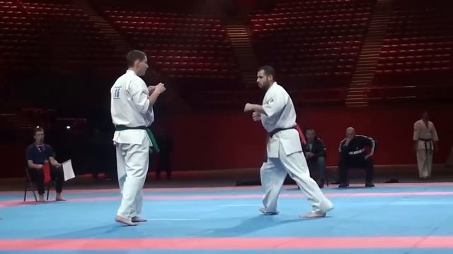 Albea Toszeczki vs Yacine Bouchedda смотреть онлайн