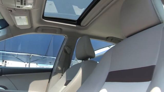 Toyota Camry XLE 2012 смотреть онлайн