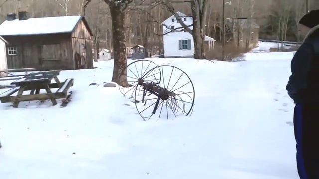 Жили же люди, когда-то нормально... смотреть онлайн