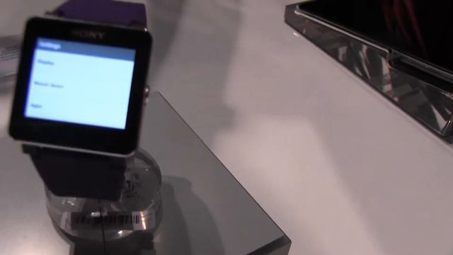 Sony Smartwatch 2 Hands On Mobile Asia Expo 2013 смотреть онлайн