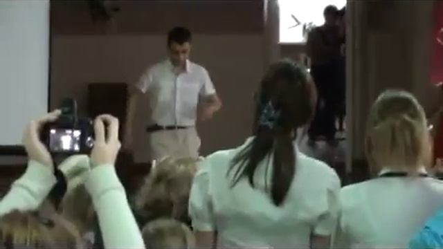 элвин танцует лезгинку смотреть онлайн