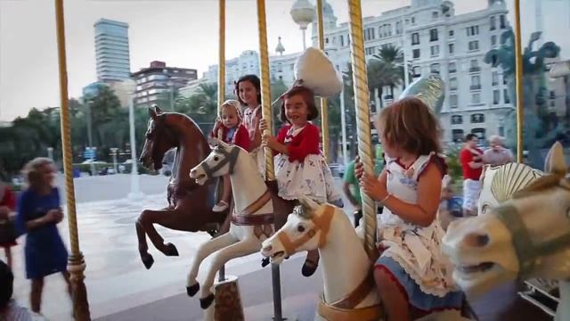 Платья для девочек из Солнечной Испании смотреть онлайн