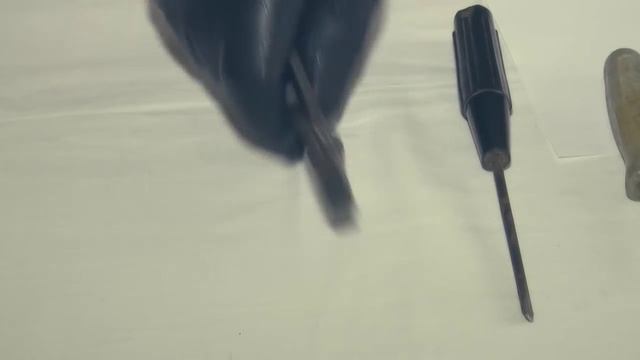 Утренний эфир / Миниатюрная настольная ваза из лампочки смотреть онлайн