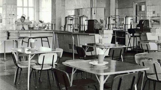 Чем на самом деле кормили в советских столовых? смотреть онлайн