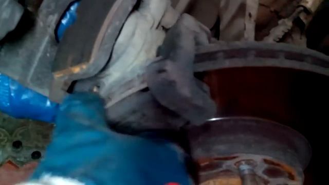 Замена передних колодок на Мондео 4 2008г.в. смотреть онлайн