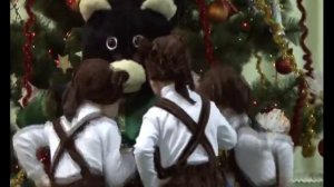 Танец медвежат в детском маду