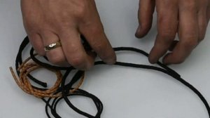 что выбрать кожу или каучук на шею/Каучуковый шнурок/Кожаный шнурок на руку