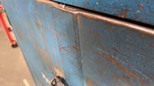 And you thought the xmaxx was big!!! смотреть онлайн