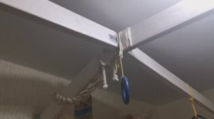 Рукоход без потолка: каркас из старых досок, выдержал 80 кг