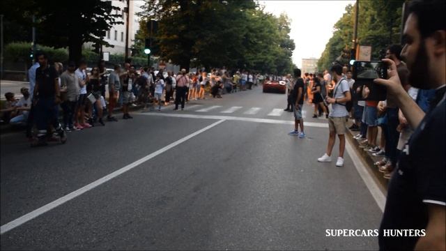 Supercar Night Parade 2019 -1: Fenyr Supersport, Chiron, Ford GT, Formula 1... смотреть онлайн