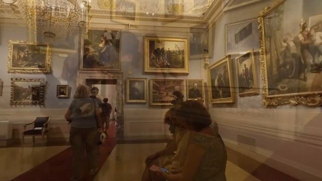 Walking through the Palazzo Pitti (Pitti Palace) in Florence Italy смотреть онлайн