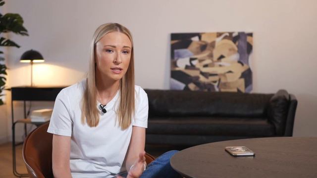 Как составить базовый гардероб и не сойти с ума: Яна Беккер со-основатель бренда LOLOCLO