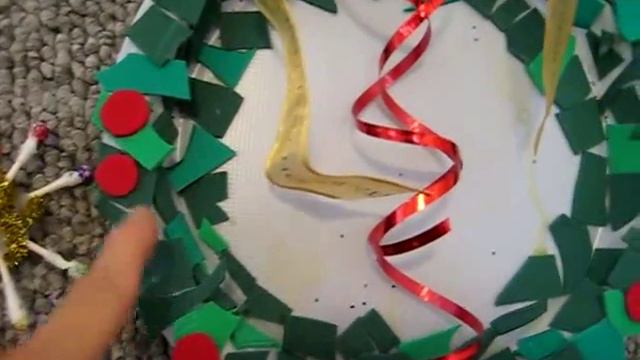Christmas.Arts and Crafts: Colored paper, disposable plate, ribbon Wreath смотреть онлайн