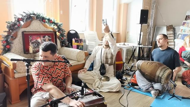 Киртан Мела Владимир 2023 воскресенье Параматма прабху