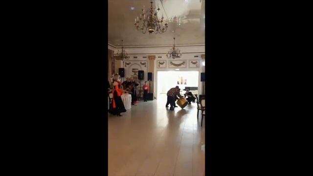 Дрессированный Медведь в Екатеринбурге смотреть онлайн