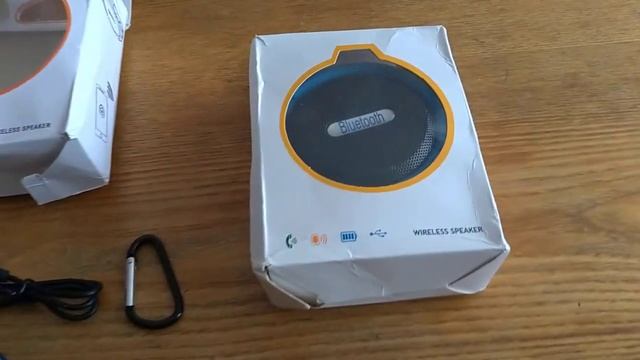 Музыкальная колонка "Bluetooz" смотреть онлайн