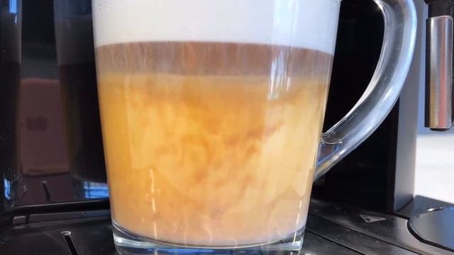 Кофемашина KRUPS Arabica Latte EA819N10 смотреть онлайн