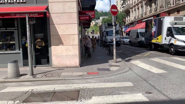 ФРАНЦУЗСКИЙ СТРИТСТАЙЛ, ЗНАМЕНИТОСТИ В ЛИОНЕ смотреть онлайн