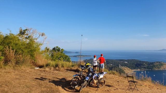 Пхукет смотровая площадка Black Rock вид на море яхты и острова Таиланда смотреть онлайн