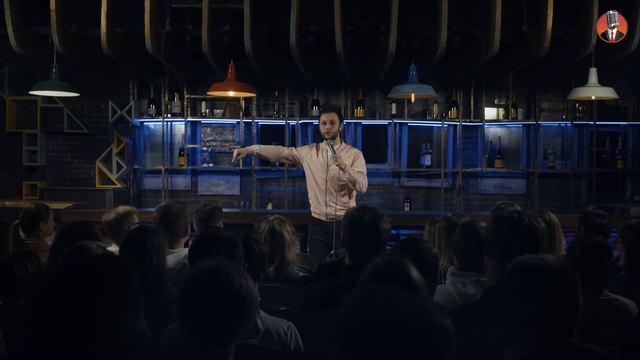 Гурам Демидов - Про опоздание на поезд [Шоу Историй]