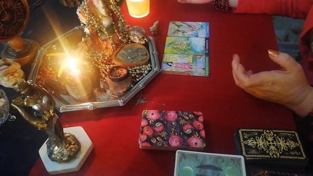 ♀️♂️ЛЮБИТ ли ОН ТЕБЯ ❓Если ЛЮБИТ, почему МОЛЧИТ ❓СТОИТ ли ПЕРВОЙ ГОВОРИТЬ О СВОЕЙ ЛЮБВИ ❓ смотреть онлайн