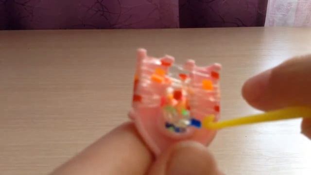 ПЛЕТЕМ КОЛЬЦО ИЗ РЕЗИНОК rainbow loom МАЛЕНЬКИЙ РЫБИЙ ХВОСТ смотреть онлайн