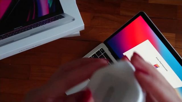 Macbook Pro 2020 Unboxing | Touchbar, Setting Up, ASMR