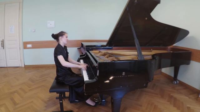 Скрябин-Соната №1 ор.6-исп. Маргарита Невлер смотреть онлайн