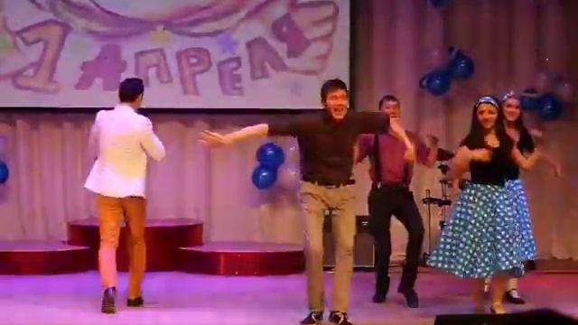 Руслан Тимербулатов hәм "Ирәндек" халыҡ бейеүҙәре ансамбле - "Буги Вуги" смотреть онлайн