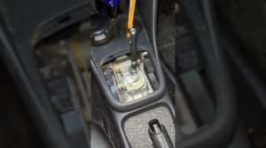 Люфт кулисы Polo Sedan. Нечеткое включение передач Polo Sedan. Замена ремкомплекта кулисы Polo Seda