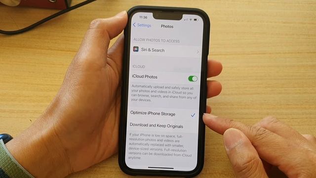 iPhone 13/13 Pro: How to Set iCloud Photos to Optimize iPhone Storage/Download and Keep Originals смотреть онлайн