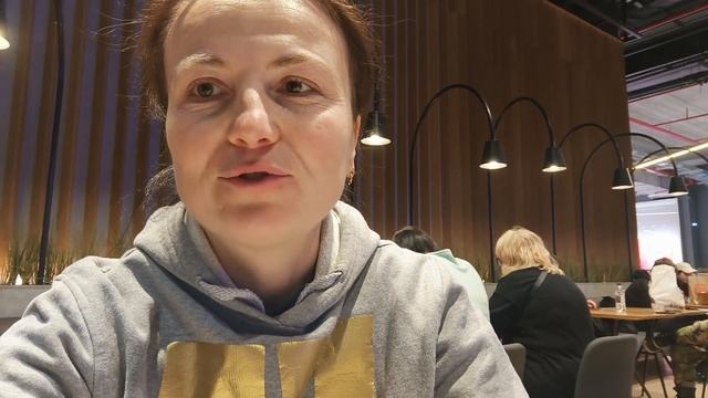 Купили шмотки в ТЦ ,Москва радует ценами #влог #болталка #обзормагазинов смотреть онлайн